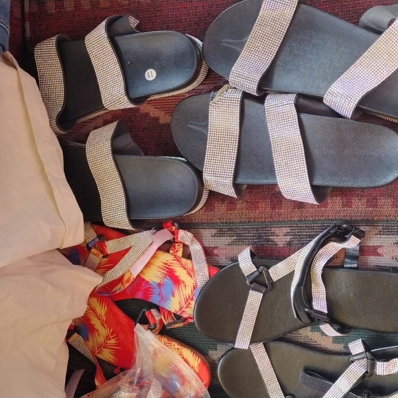 $10 sale on various pants, shorts, and comfy sandals!!! - Picture 7 of 7